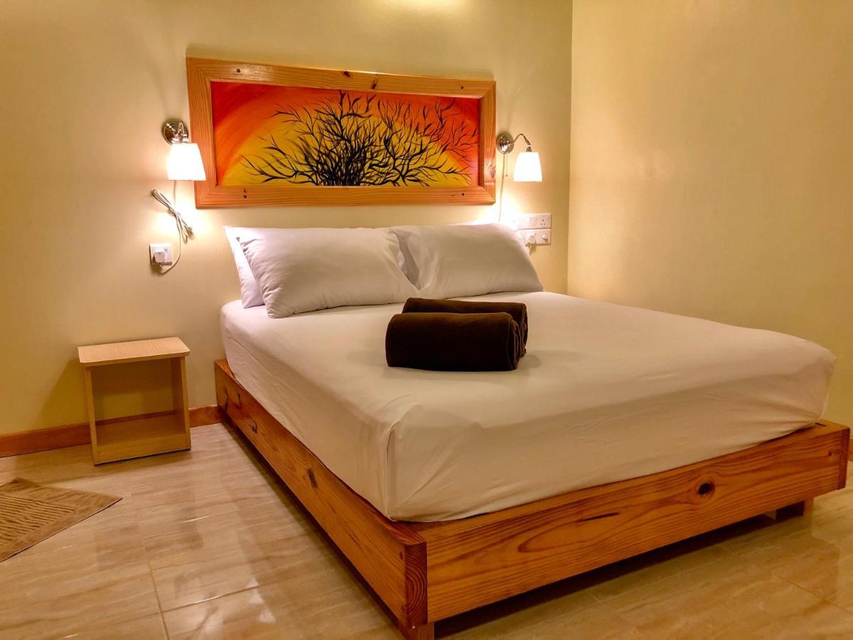 Royal Reef Stay Mathiveri Extérieur photo